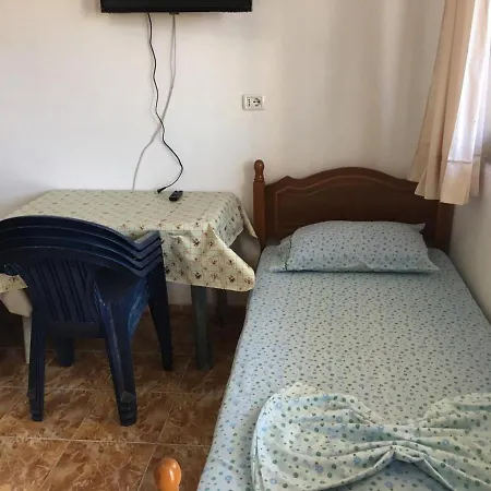 Albanian Pensjonat